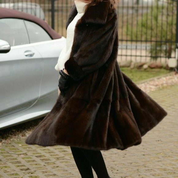 NEW $8K La Furia ROYAL SAGA Mink Fur Swinger Coat - Picture 3 of 8